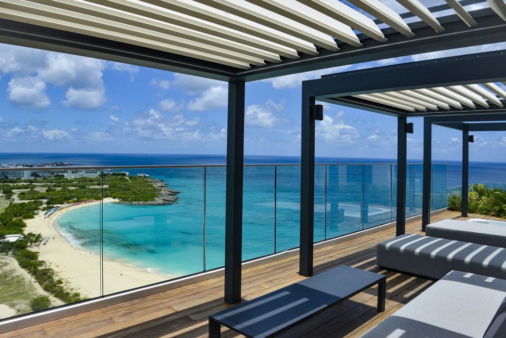 Fourteen at mullet bay penthouse développement immobilier